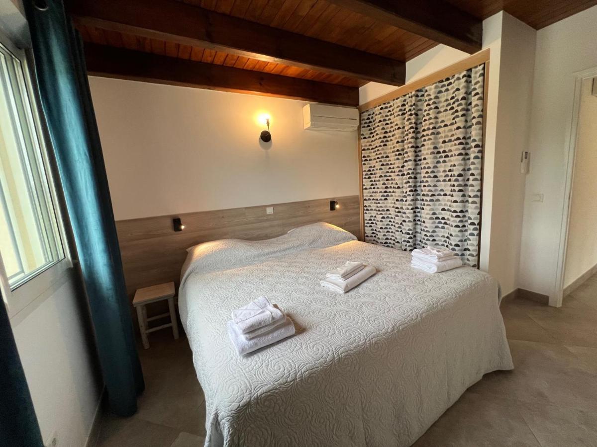 Residence Casa Cintrone Porto Pollo Luaran gambar